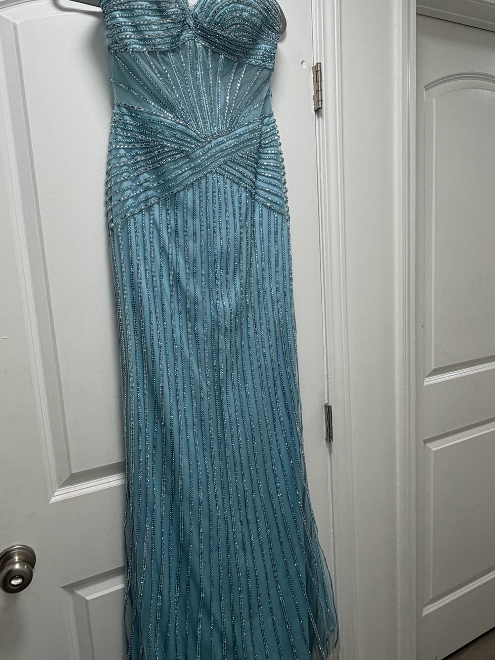 Jovani Light Blue Beaded Prom Gown Size 6 - Picture 3 of 7